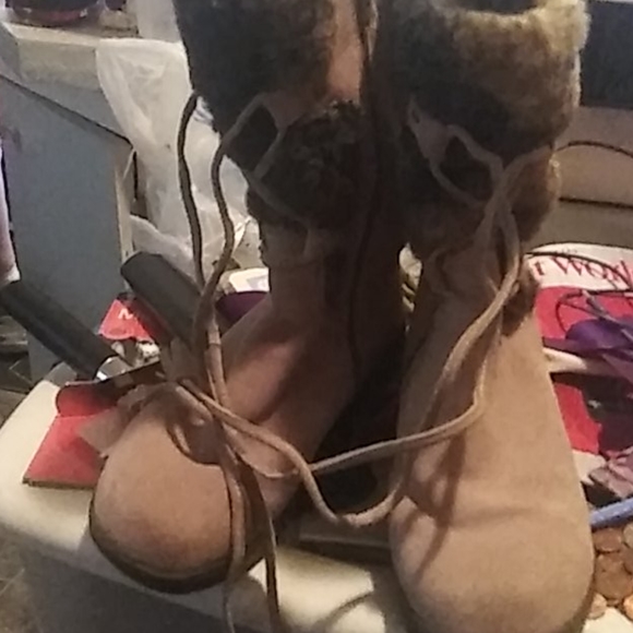 Boots - Picture 1 of 4